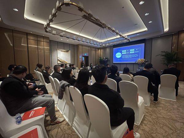 智裝未來 合作共贏 曠遠(yuǎn) e 家平臺推介會(huì)在廈門圓滿舉行