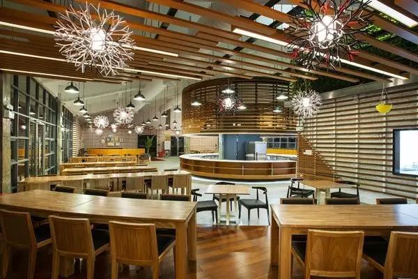 廈門(mén)辦公室裝修設(shè)計(jì)_廈門(mén)辦公室裝修公司_廈門(mén)辦公裝修設(shè)計(jì)公司