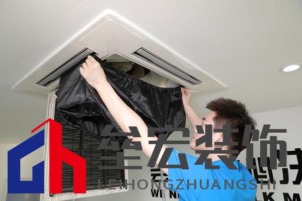 揭秘“小病大修”現(xiàn)象，啄木鳥家庭維修構(gòu)筑誠(chéng)信維修新生態(tài)