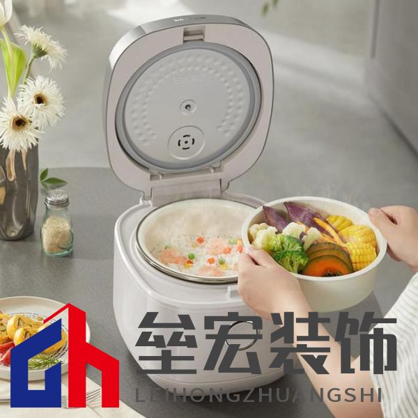 在家復(fù)刻柴火飯！小熊電器鐵釜電飯煲：暢享美食帶來的愉悅感